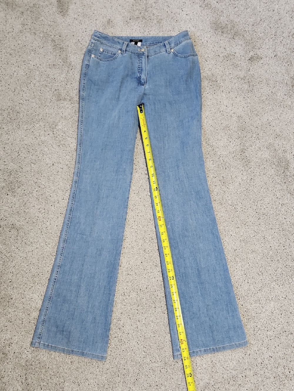 Escada Flare Leg Denim Medium Wash Jeans Size 36/US 6 - Picture 10 of 10
